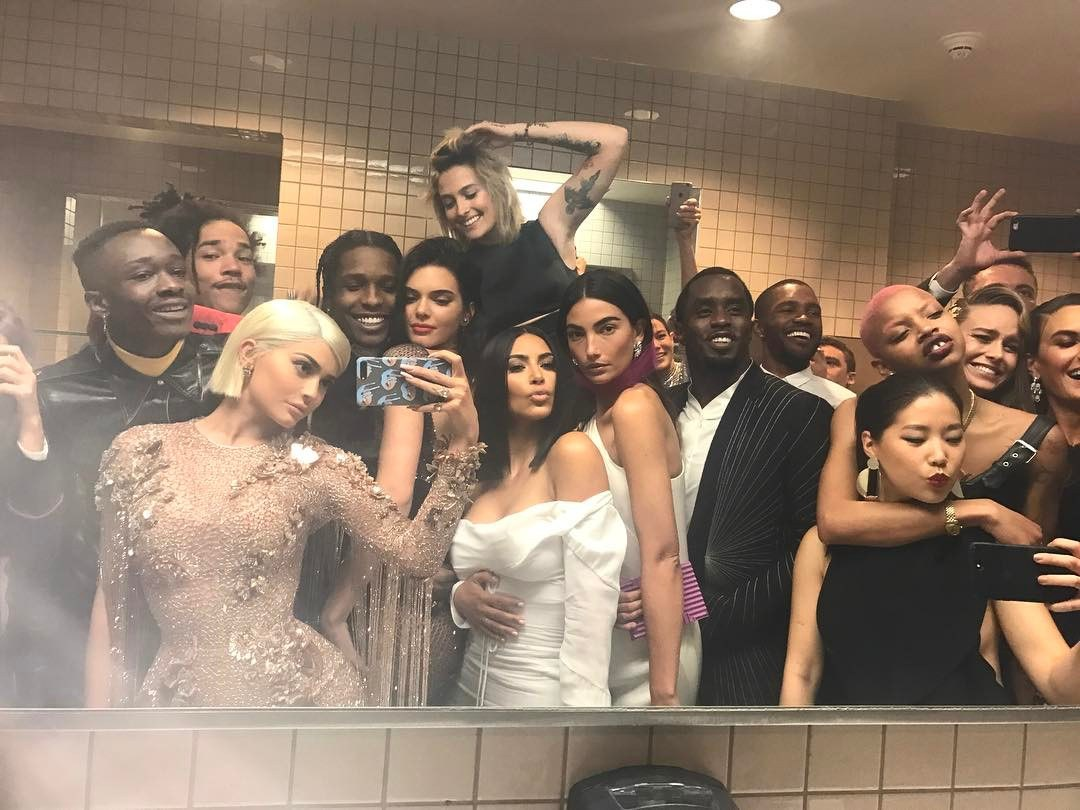 Kylie Jenner Instagram Selfie Met Gala 2017