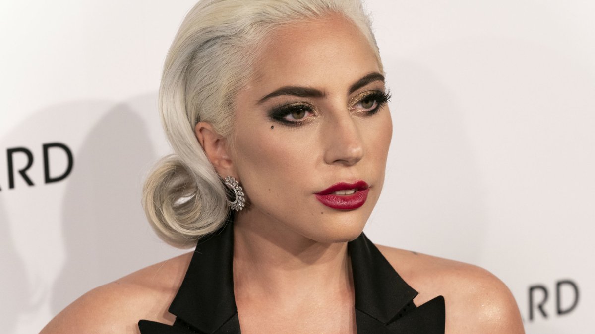 Why Lady Gaga is working to take an R. Kelly song off iTunes