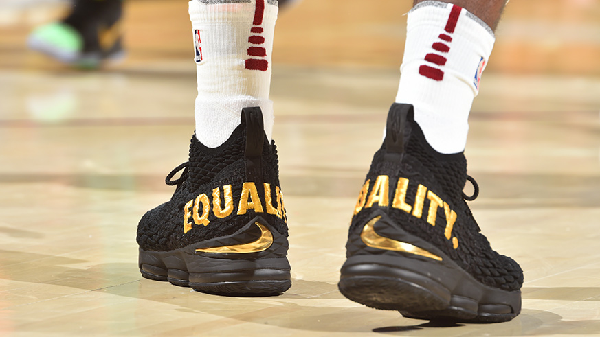 LeBron James wears ‘equality’ sneakers during season opener
