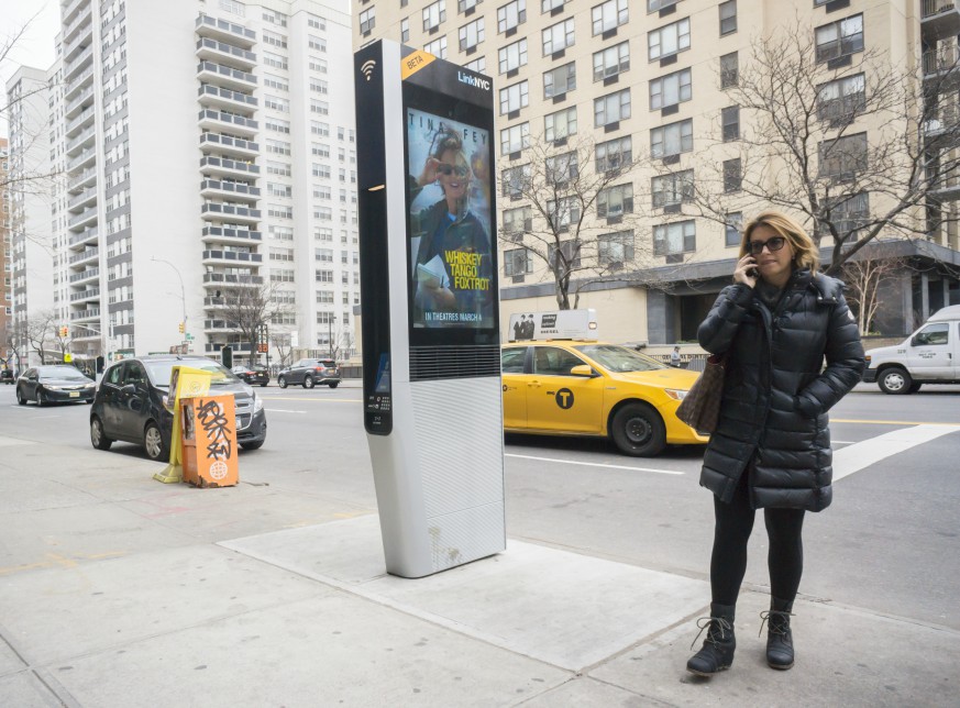 With the deadline for health care open enrollment on Jan. 31, New York City launched a LinkNYC app to sign up for coverage.