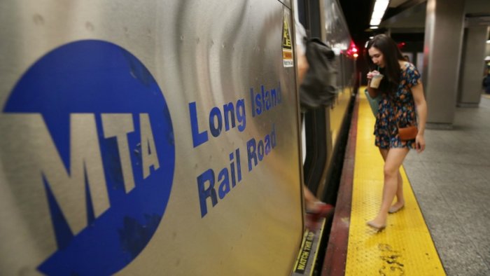 Riders sue MTA and LIRR; Agencies announce service changes for Amtrak Penn Station repairs