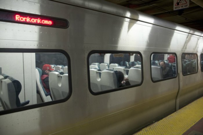 Due to switch replacement work in Peconic on Tuesday, Dec. 12, four eastbound and four westbound LIRR trains will be canceled between Ronkonkoma and Greenport. Buses will substitute for service between those stations, the MTA said. (Getty)