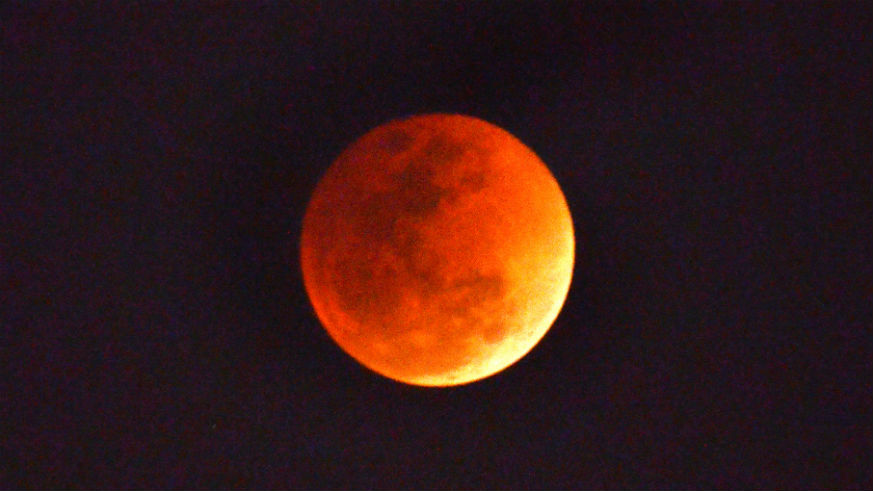 lunar eclipse blood moon