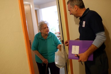 Meals on Wheels could suffer drastic cuts under Trump’s budget