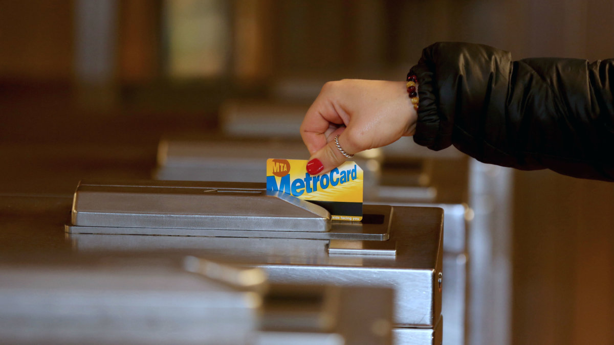 Half-priced MetroCards for low-income New Yorkers won’t include single