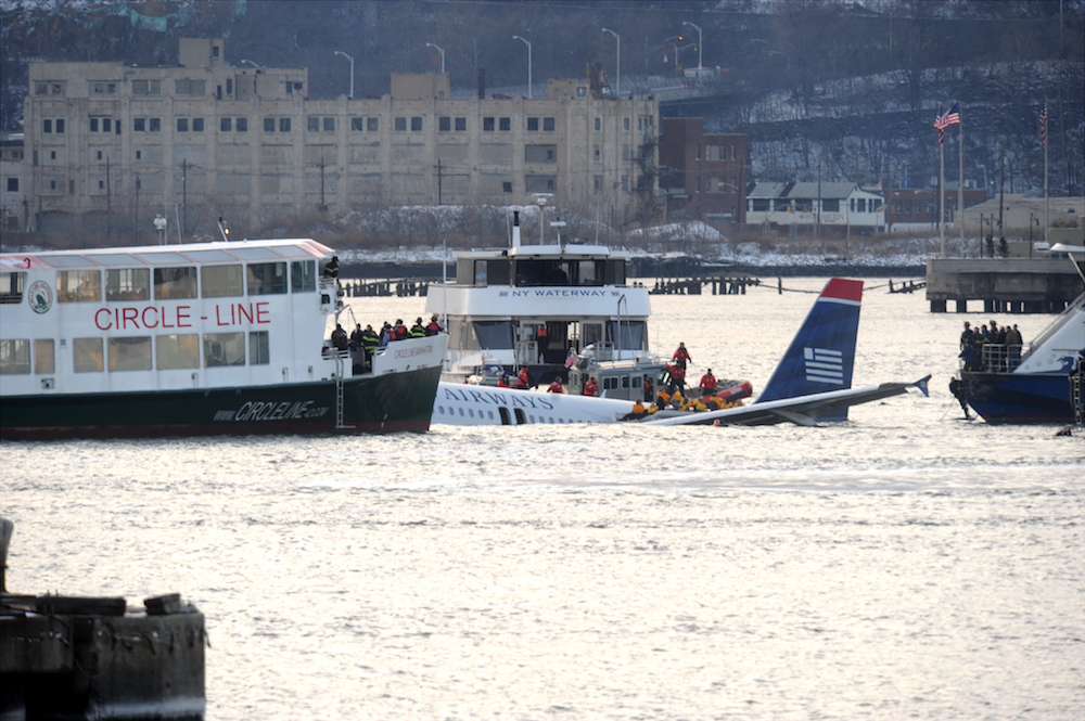 miracle on the hudson ny waterway