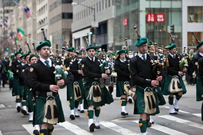 While the St. Patrick’s Day Parade will take over Fifth Avenue in New York City on Saturday, it’s going to also affect MTA subway, bus and rail service.