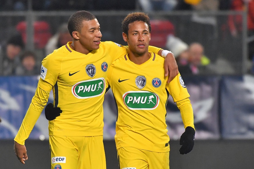 Kylian Mbappe (left) and Neymar (right). (Photo: Getty Images)