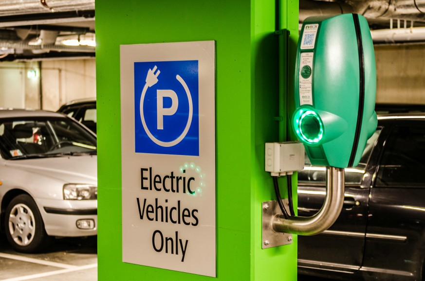 The NYCx moonshot challenge will award $20,000 for up to four finalists to transition to EVs as part of its bold climate goals.