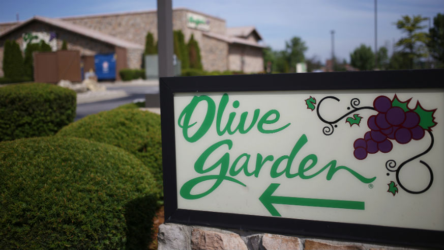Olive Garden S Never Ending Pasta Pass Is Back And Better Than