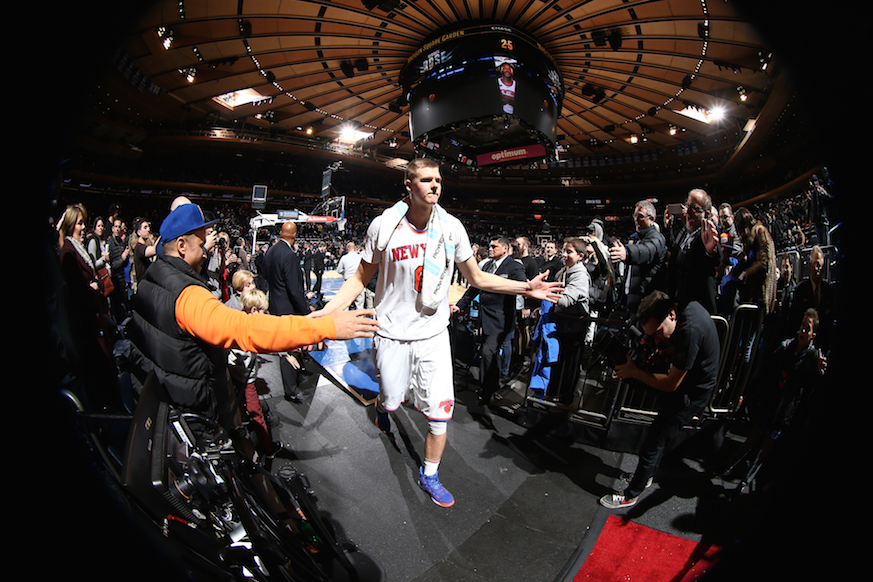 Knicks news: Latest on Kristaps Porzingis back injury