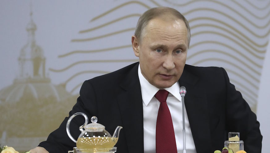 Putin leaves Russians guessing on economic reform plan