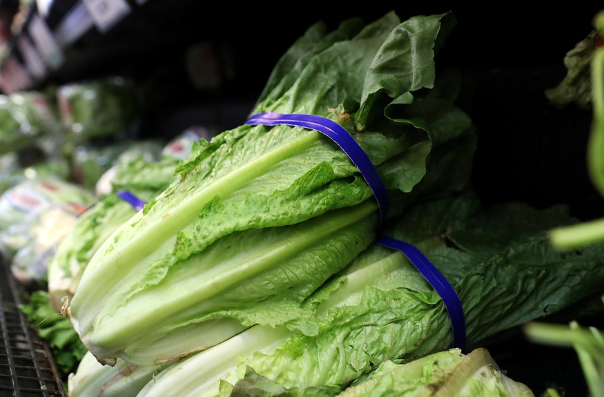 Romaine lettuce E. coli outbreak kills first person