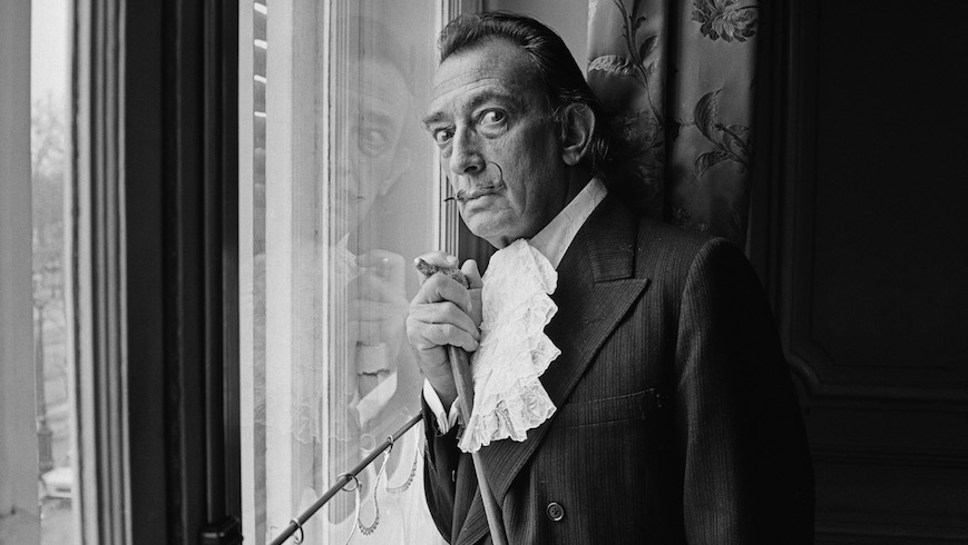 Salvador Dali to be brought back from dead for paternity test