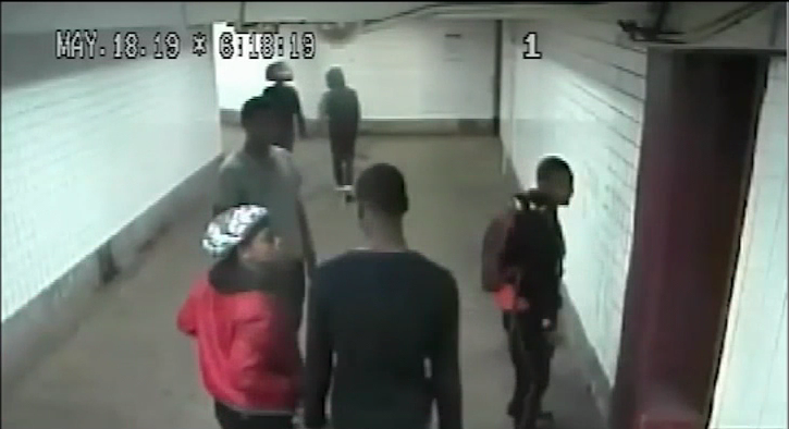 Teenagers sought in Brooklyn pepper spray attack
