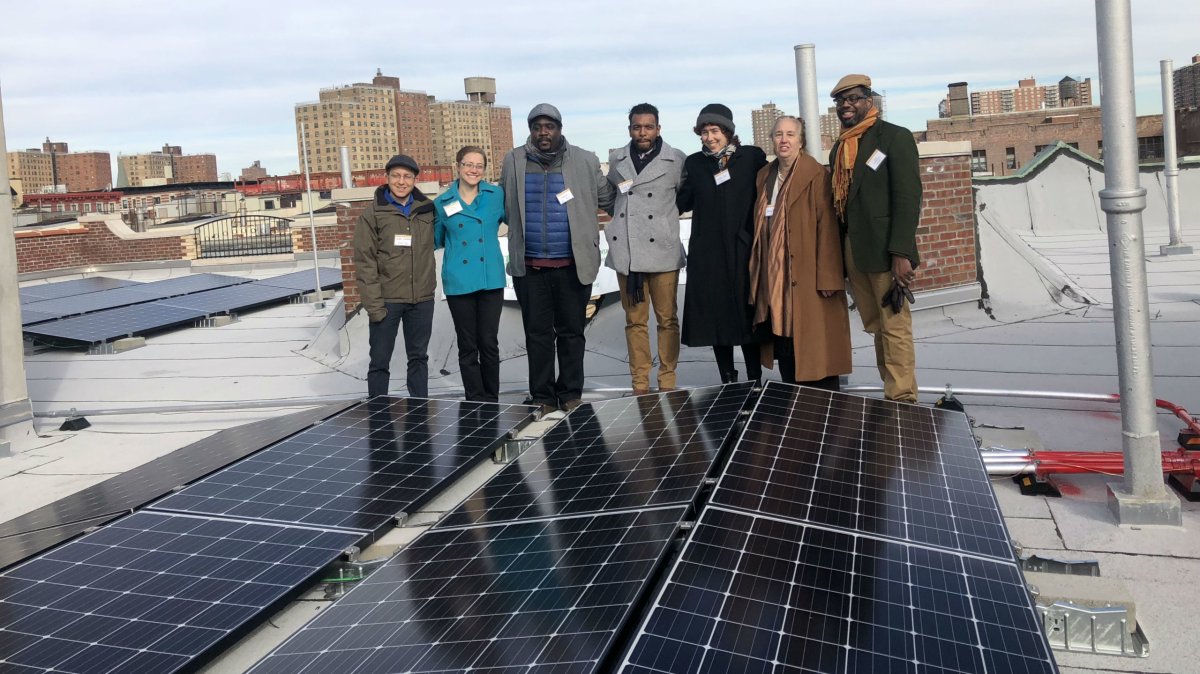 Solar energy initiative brings green jobs in Harlem