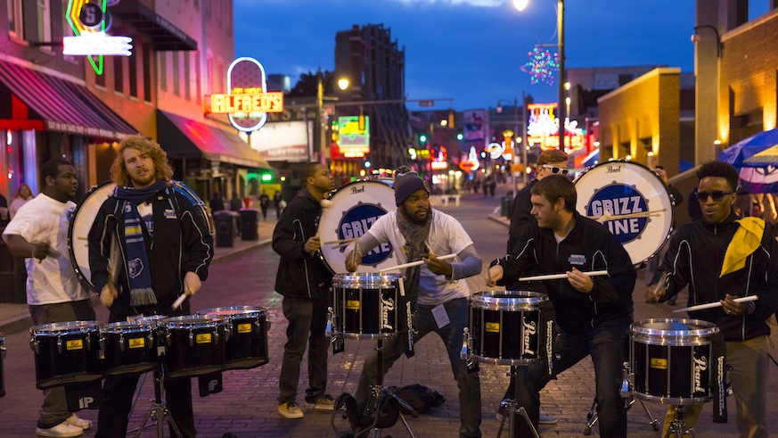 Musicians take over Beale Street, the heart of Memphis' arts district. Credit: Getty Images