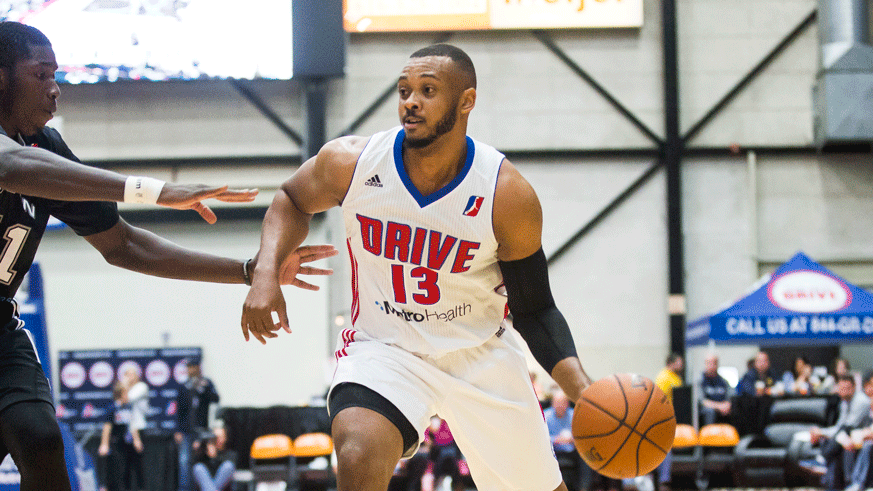 Ex-Hofstra star Zeke Upshaw dies after collapsing during G-League game