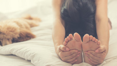4 yoga poses to wake up to instead of hitting snooze