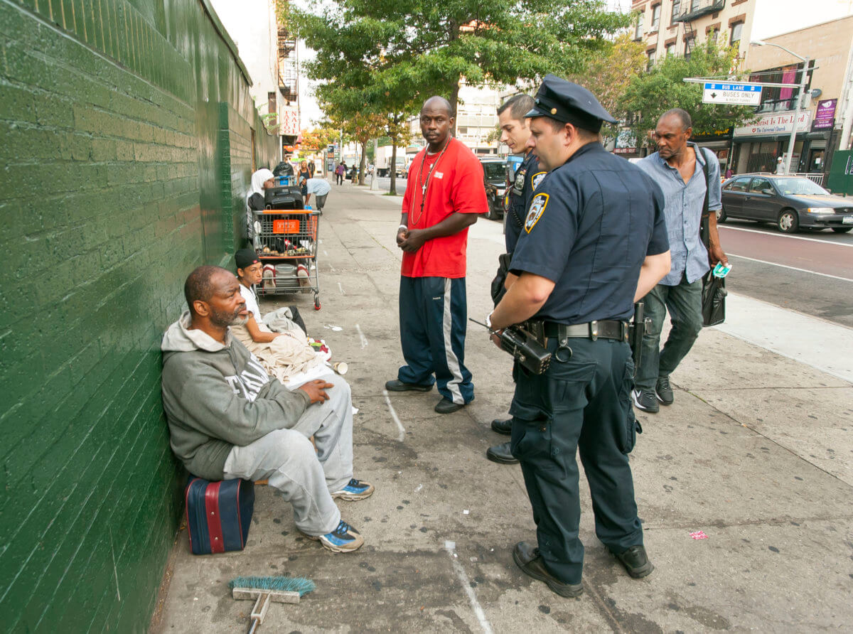 NYPD in talks with city attorneys to reexamine homeless laws: Bratton