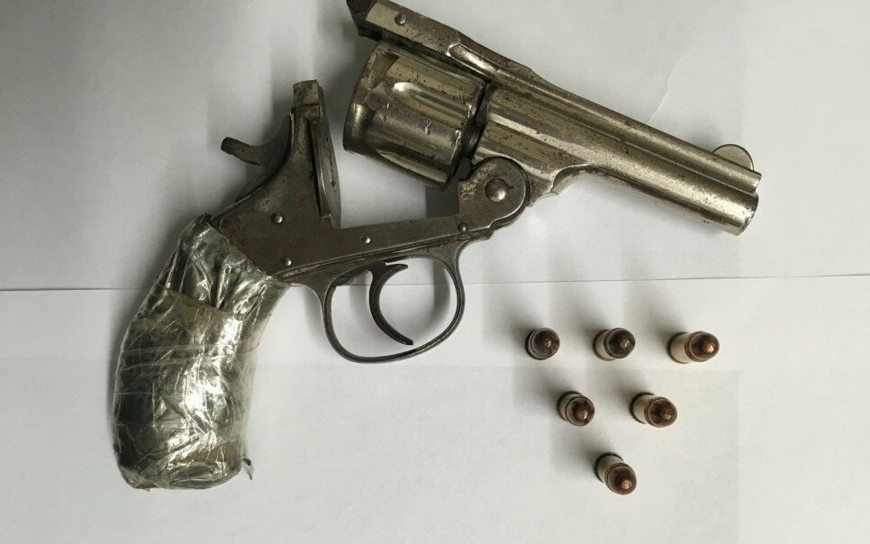 Cops find loaded revolver after chasing suspect through Flatbush