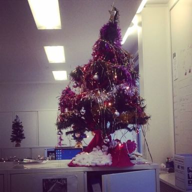 The 12 saddest Christmas trees of Instagram