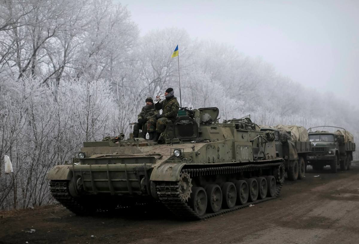 East Ukraine bombing continues despite official ceasefire