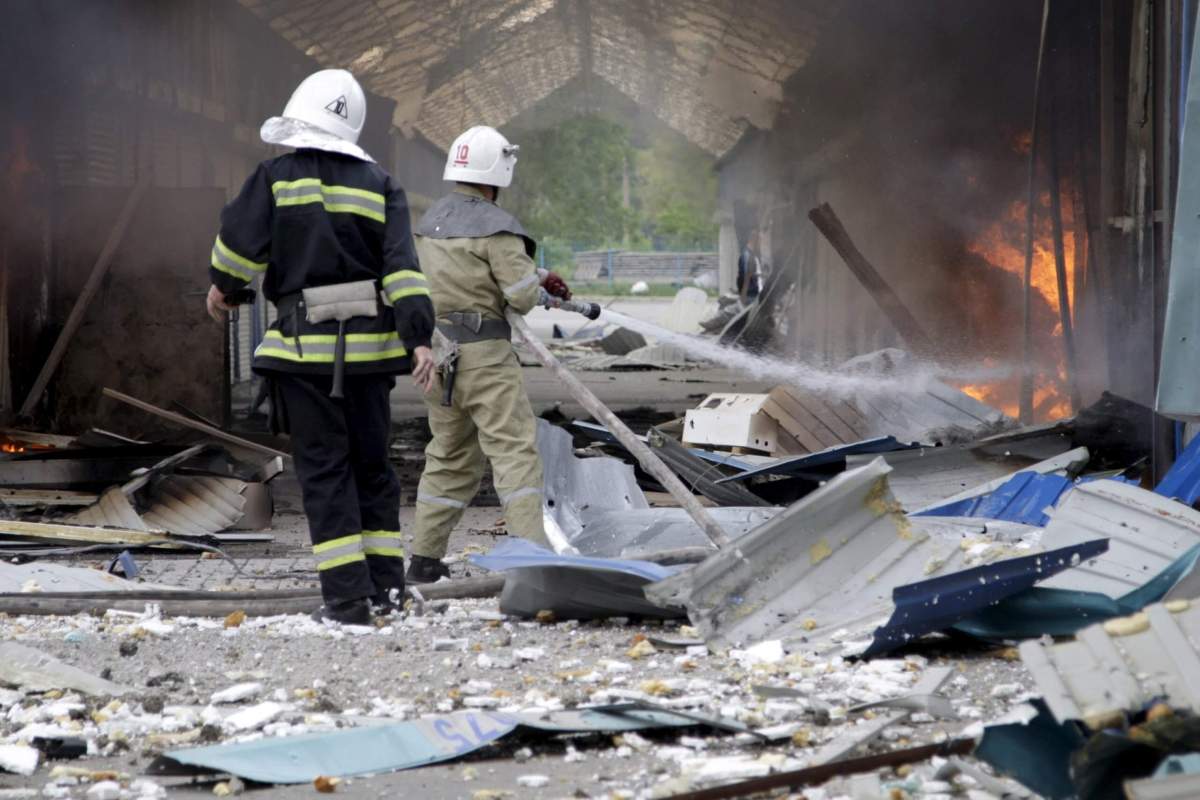 24 dead in Ukraine as Kiev forces and pro-Russia rebels defy ceasefire