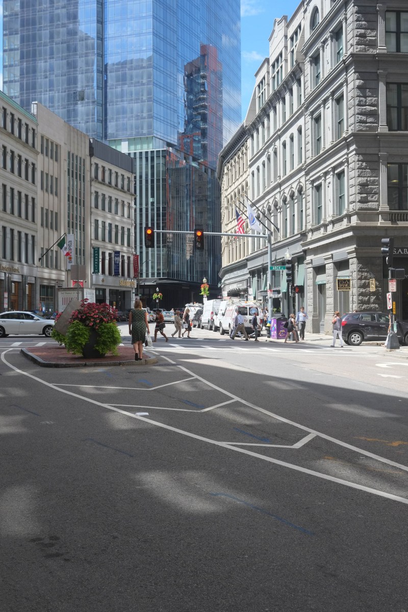 Downtown Crossing to get a pop-up plaza on Tuesday