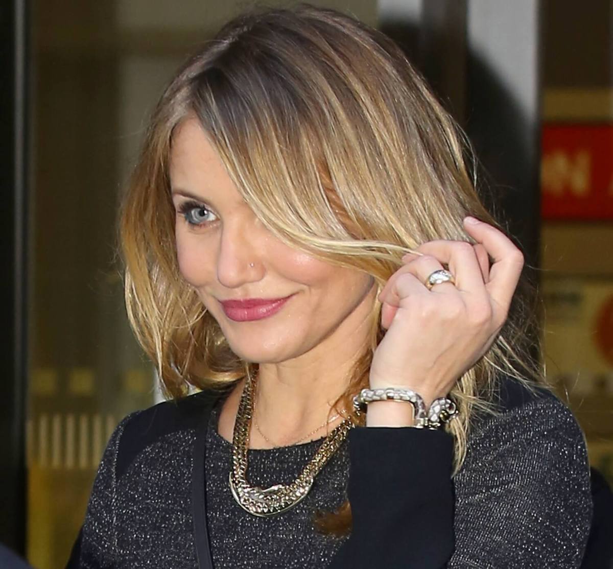 Wait, Cameron Diaz is getting married tonight? Seriously?