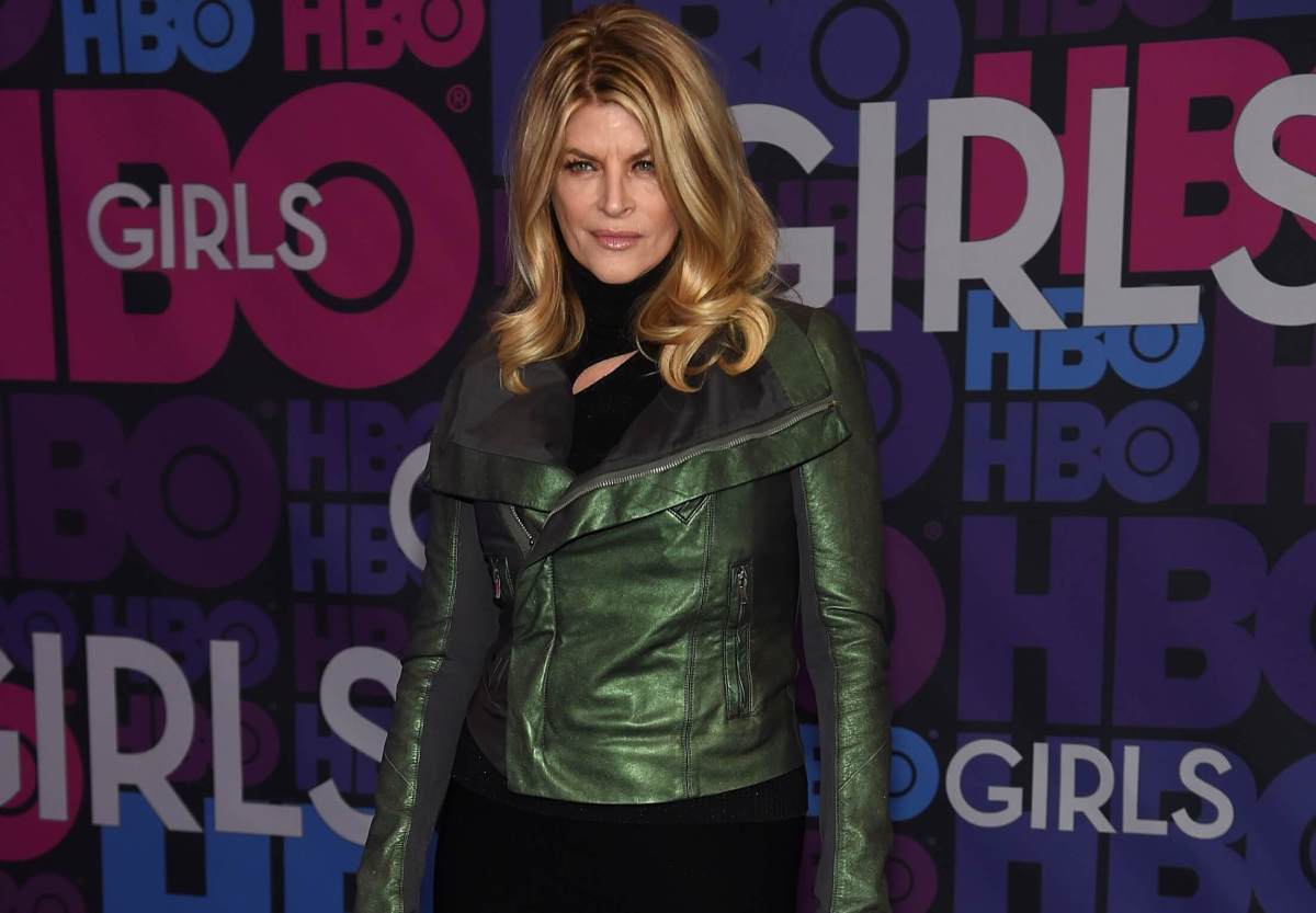 Kirstie Alley is really, really into “booty call” Justin Bieber