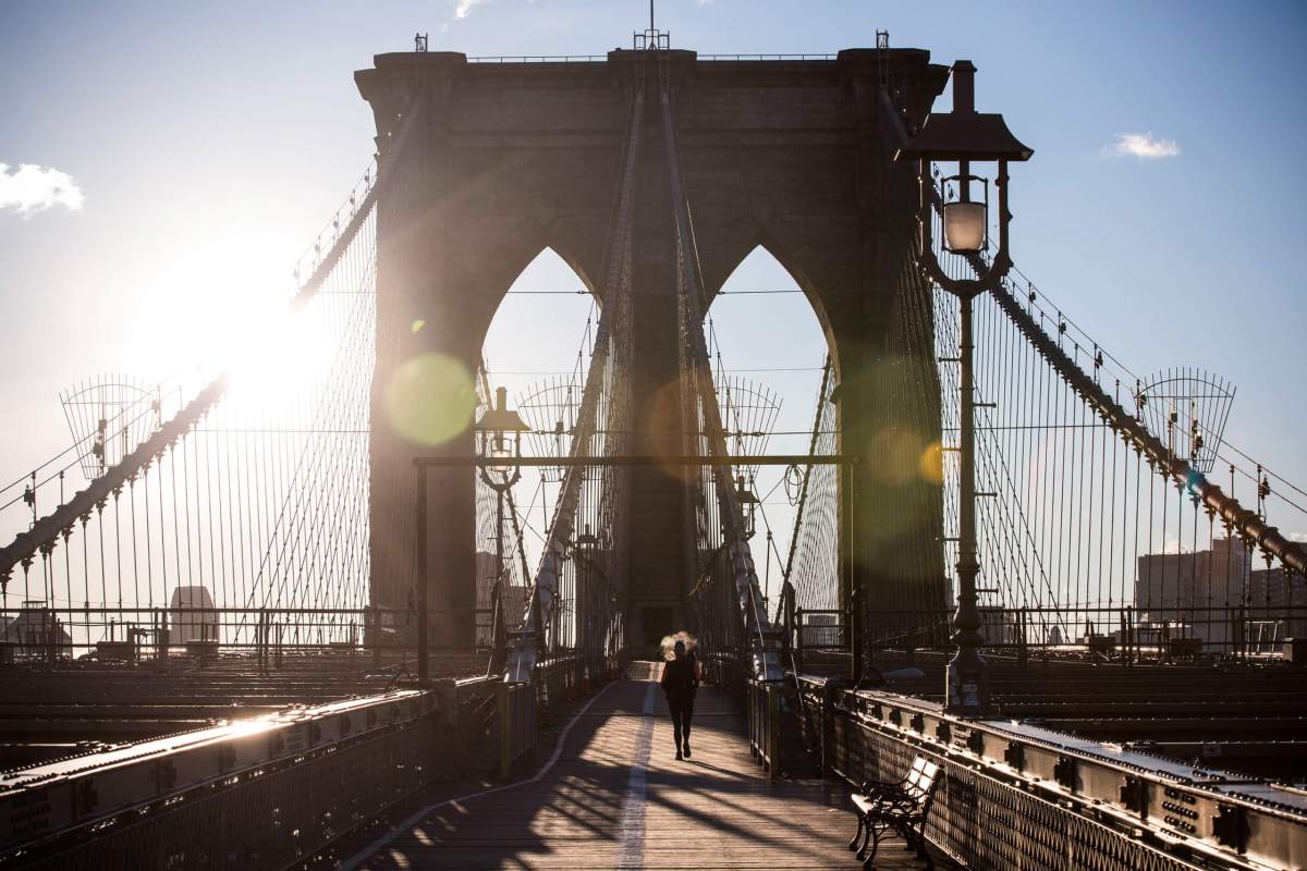 Brooklyn Bridge climber gets community service