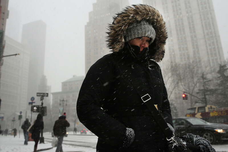 Snow plows out, Tuesday classes cancelledas NYC girds for snowstorm Juno