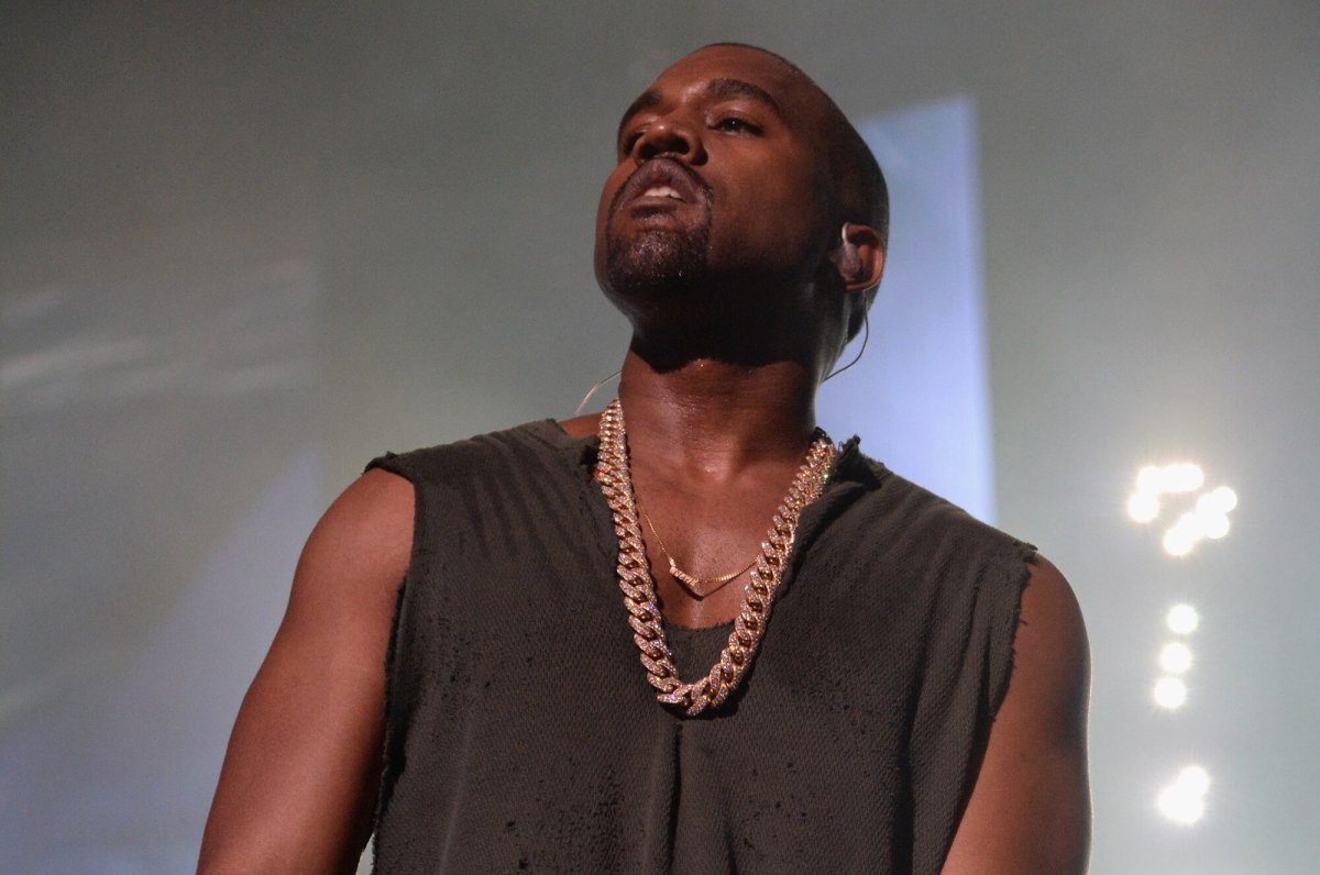 Kanye West doesn’t want to be in your Super Bowl selfie