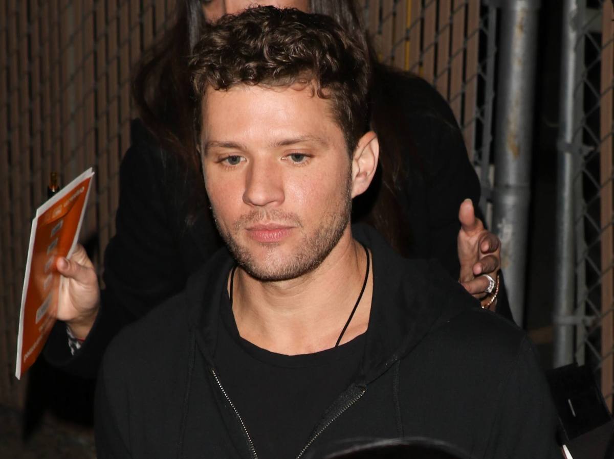 Ryan Phillippe’s daughter on the perils of having a hot dad