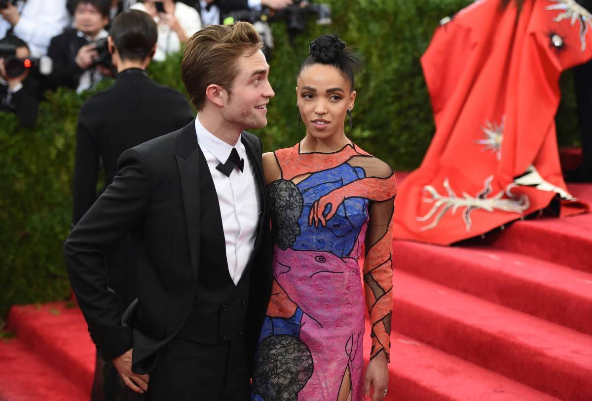 FKA Twigs is not at all pleased with this newfound press attention