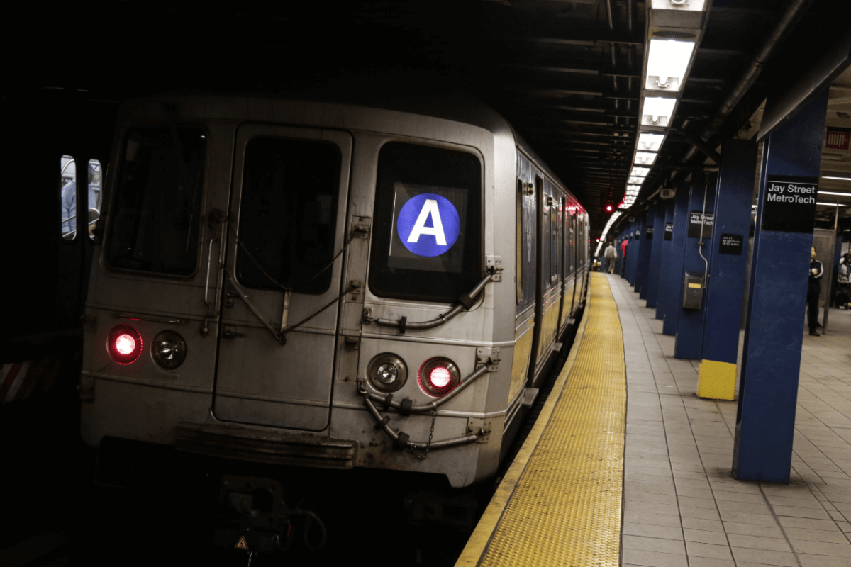 Metro6@7: A Train down, Manhattan murders, kayak killer, Rangers