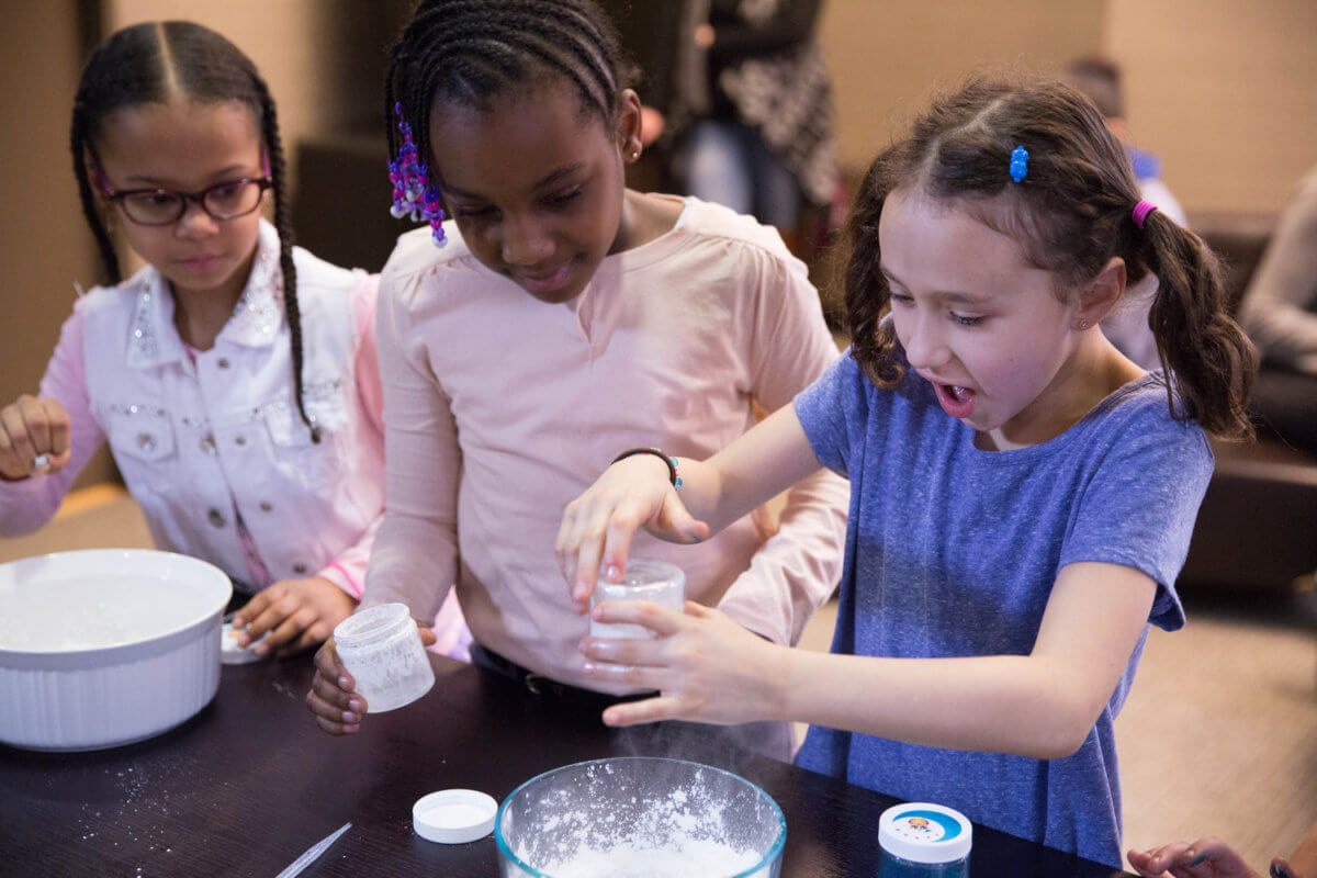 Blue Moon Box is changing the way kids think about science