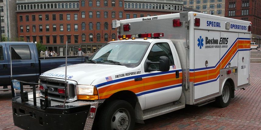 6 adults, 2 students sent to hospital after charger overheats at Boston