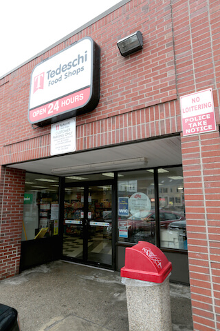 Tedeschi bought by 7-Eleven