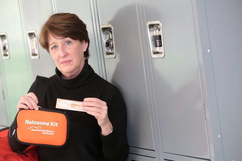 More districts preparing Narcan training for Mass. school nurses