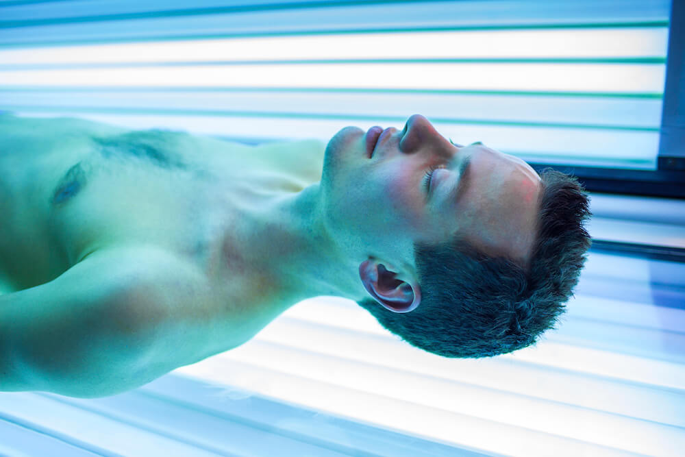 The latest threat to college students is … free tanning?