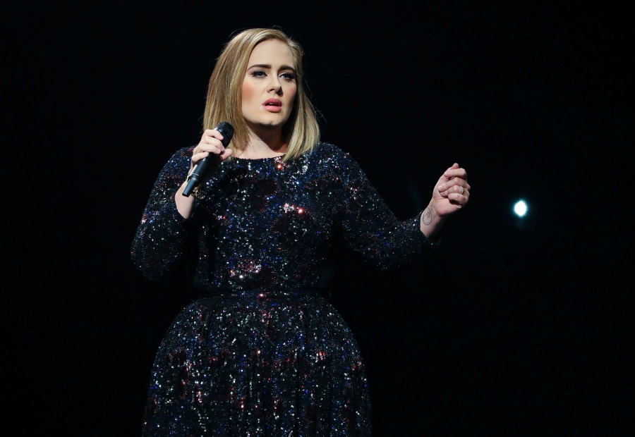 Adele opens up about postpartum struggles