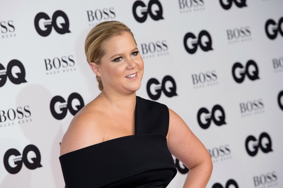 Amy Schumer booed by Trump supporters in Florida