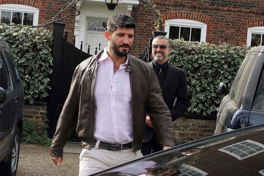George Michael’s boyfriend found him lying ‘peacefully’ in bed