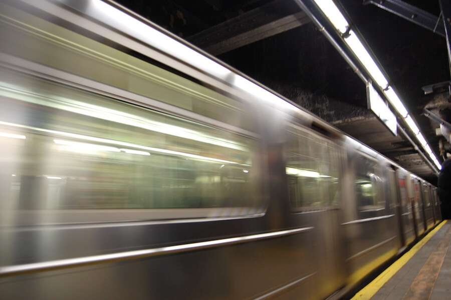 Man dies in apparent subway surfing accident on F train