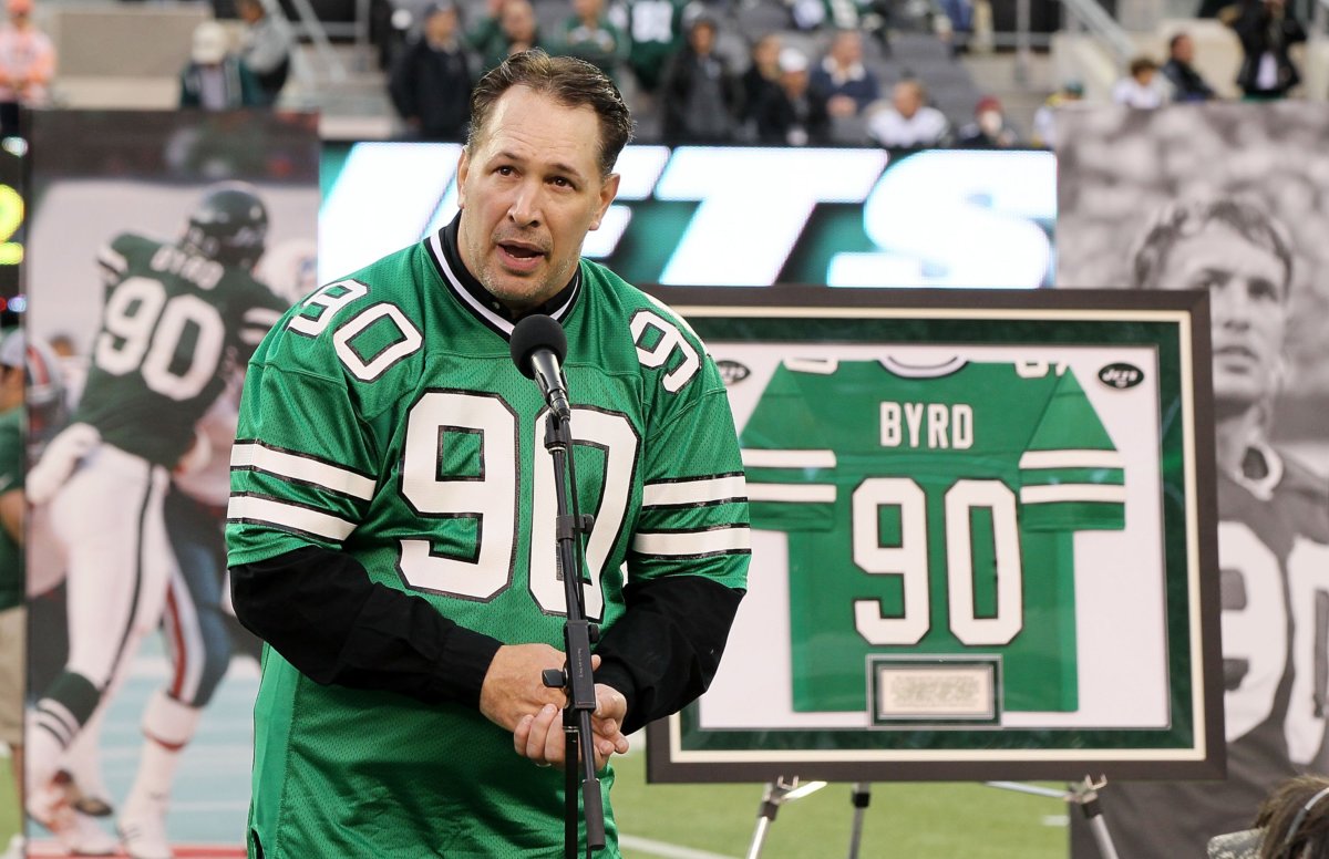Former Jets lineman Dennis Byrd dead at 50