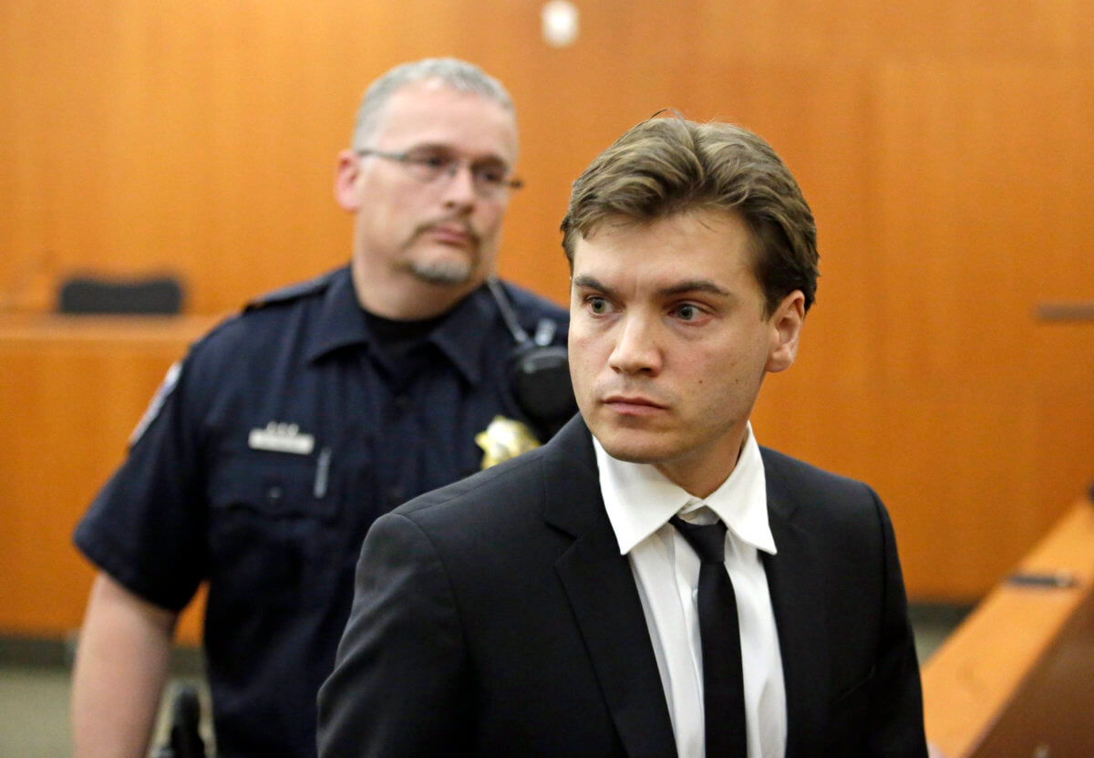 Emile Hirsch gets shockingly little jail time for choking a female studio