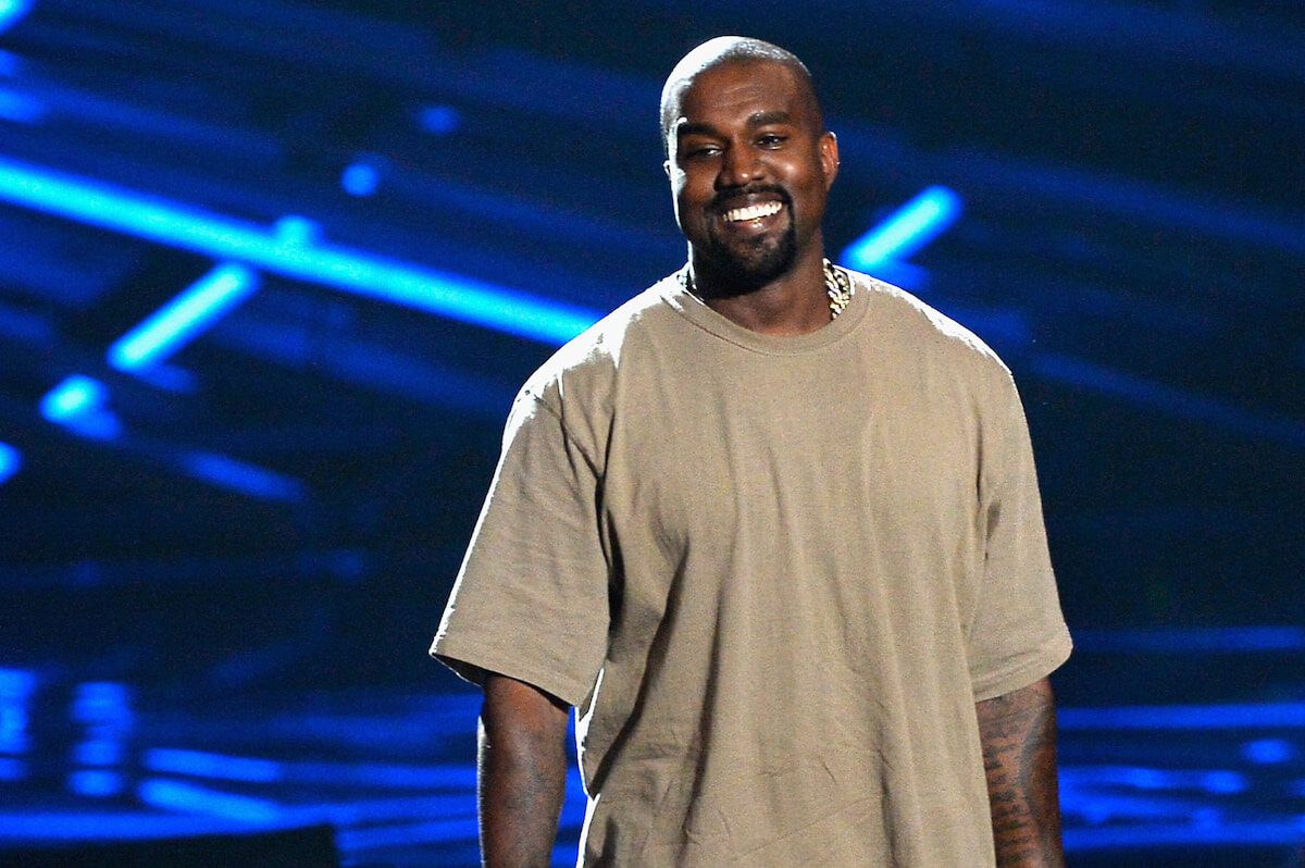 Kanye West tells Apple and Tidal to end their beef