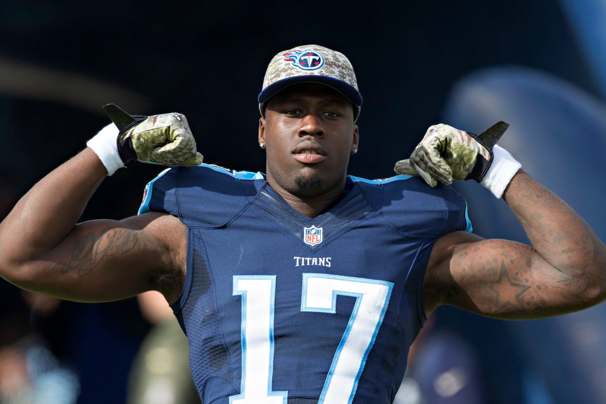 Is Eagles’ move to bring in Dorial Green-Beckham a desperation signing?
